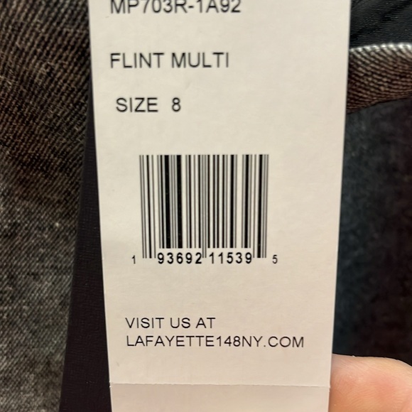 Lafayette 148 New York Slacks, NWT, size 8 - Picture 7 of 7